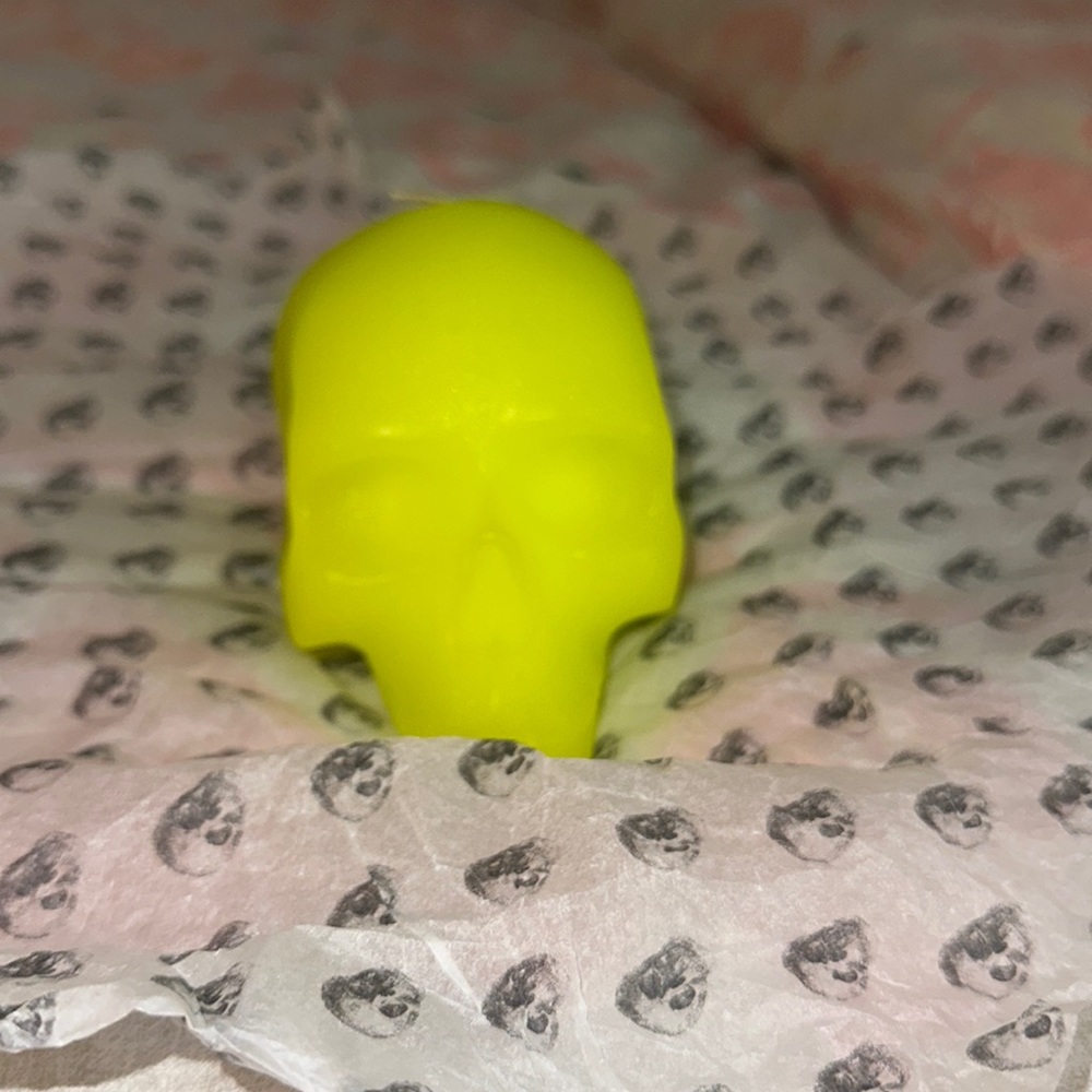 Skull candle